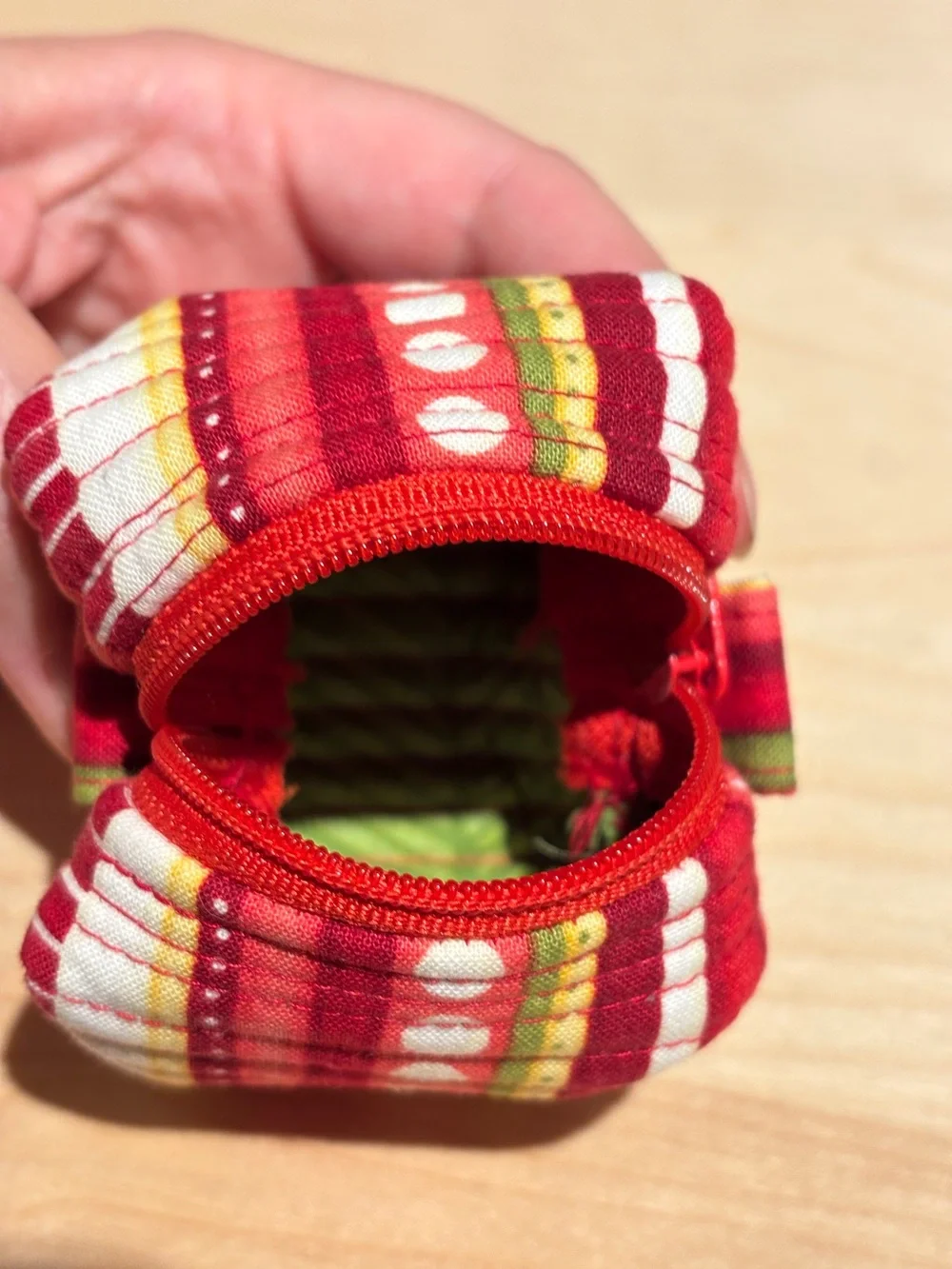 N/A compact quilted